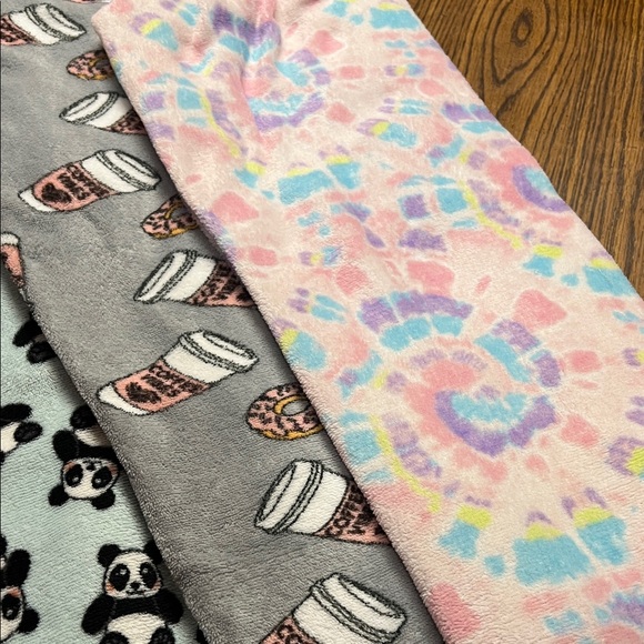 Colorful Patterned Fleece Sleep Pants - Picture 5 of 5